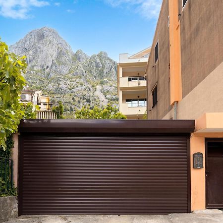 Apartment Busola Kotor Exterior photo