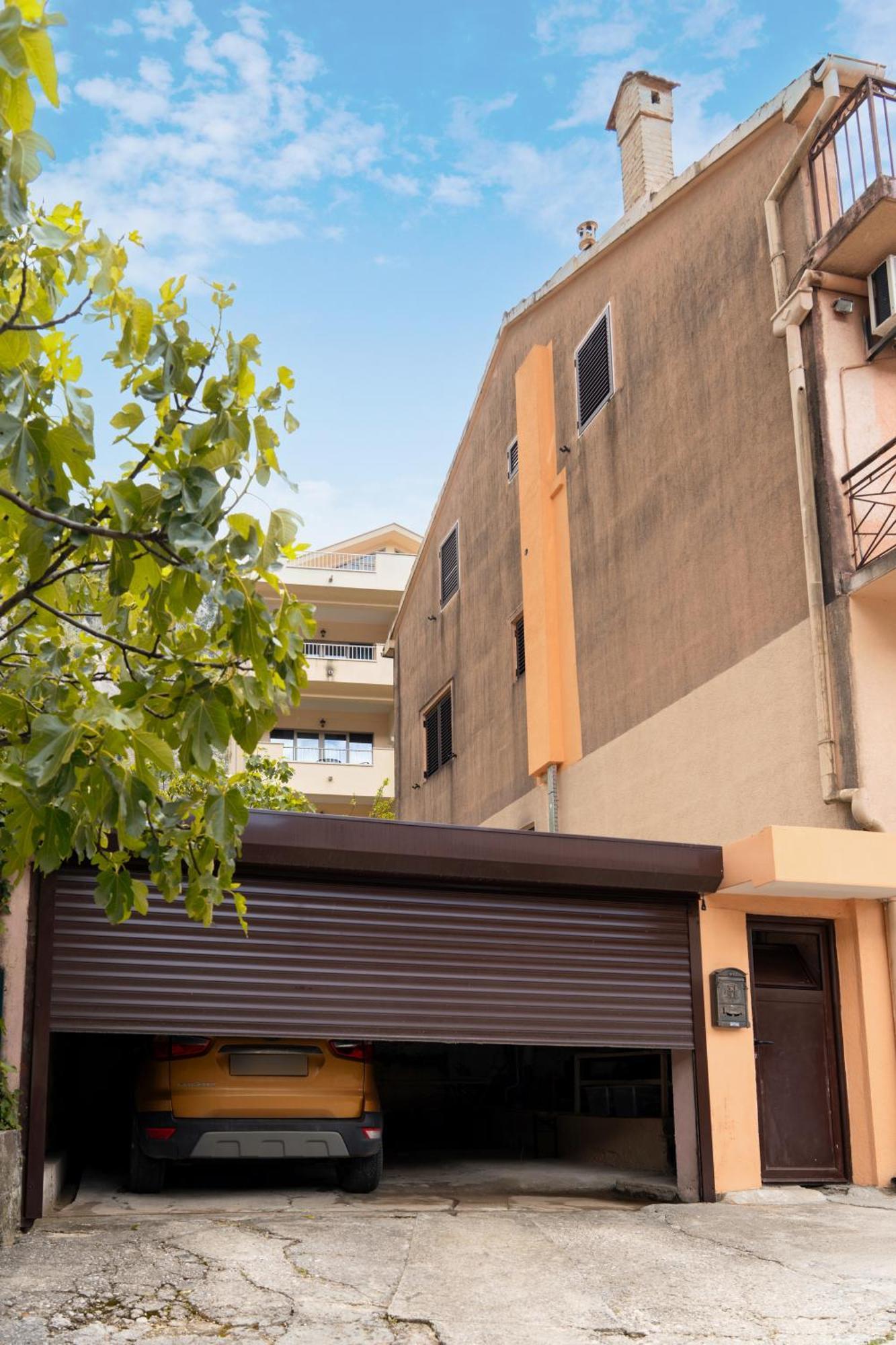 Apartment Busola Kotor Exterior photo